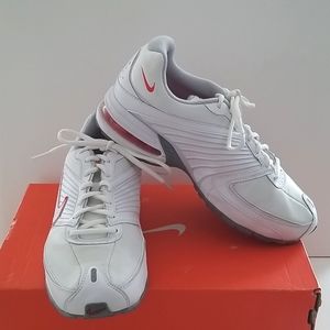 NIKE AIR MAX TORCH +6 Running Shoe. Size 9